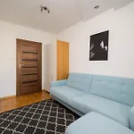 Wola Center 3-bedroom By Bookinghost Appartement