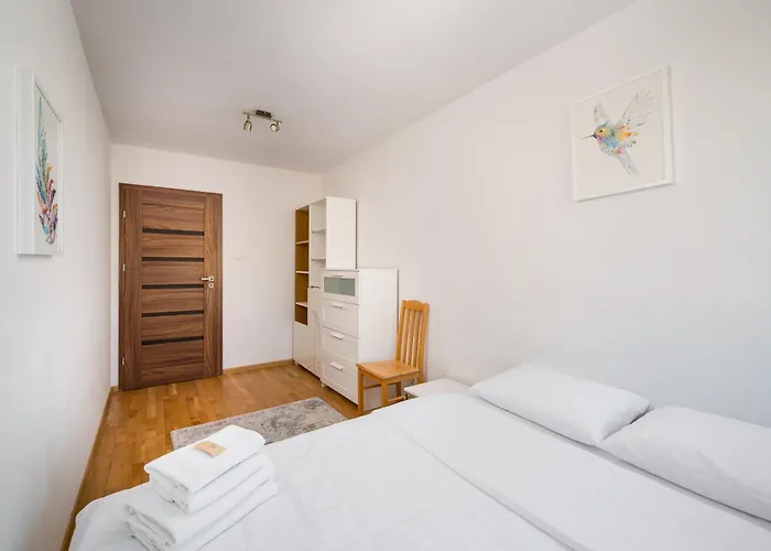 Appartamento Wola Center 3-bedroom By Bookinghost